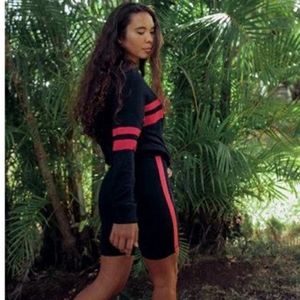 Sundry Side Stripe Biker Shorts In Navy With Coral Stripe, Size 1